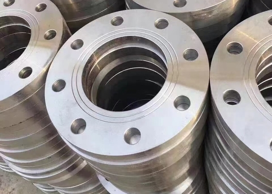 ASME Pn100 Dn100 หน้าแปลนเหล็กคาร์บอนฟอร์จสลิปแบนบนคอเชื่อมที่ยกขึ้น