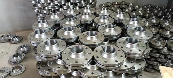 ซ็อกเก็ตเชื่อม Ss 316l เหล็กกล้าปลอมแปลงหน้าแปลน Asme Ansi B16.5 Asme Ansi B16.47