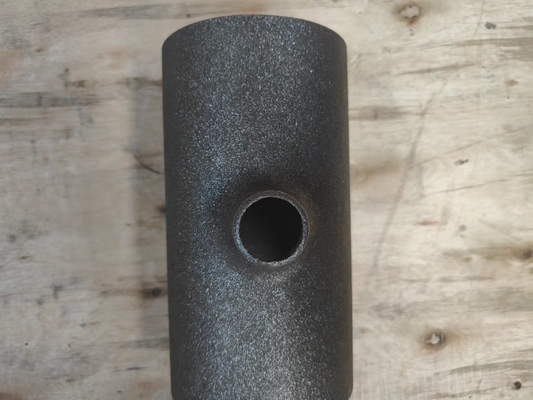 Butt Weld Sch5s Carbon Steel Tee ในกล่องไม้ทาสีดำ