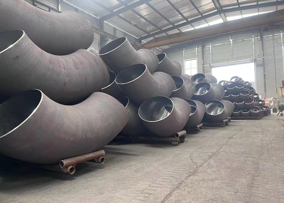 API5l Butt Weld Pipe Fittings เหล็กกล้าคาร์บอนข้อศอก 90 องศา DN600-DN1800