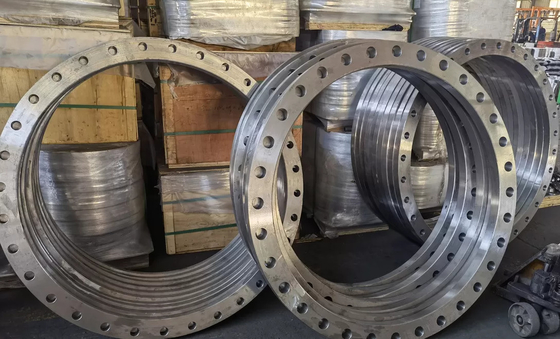 หน้าแปลนเหล็กคาร์บอนหน้าแปลนคอเชื่อมเหล็กกล้าไร้สนิม Pn25 Pn63 En 1092 คอแปลนแบน Dn100 Dn500 Dn1000 Ansi B16.5