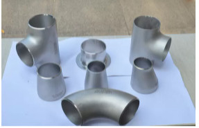 ASME B16.9 A234WPB เหล็กกล้าคาร์บอนลดที DIN2615 ก้นเชื่อมน้ำมันป้องกันสนิม