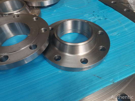 การเชื่อมต่อฟิตติ้งหน้าแปลนเหล็กกล้าคาร์บอนที่ผ่านการรับรอง ISO หน้าเรียบ 300LB