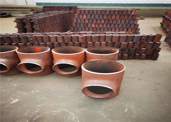 GB เชื่อมเหล็กคาร์บอน Tee 4500PSI-15000PSI ปลายเรียบ Sch140