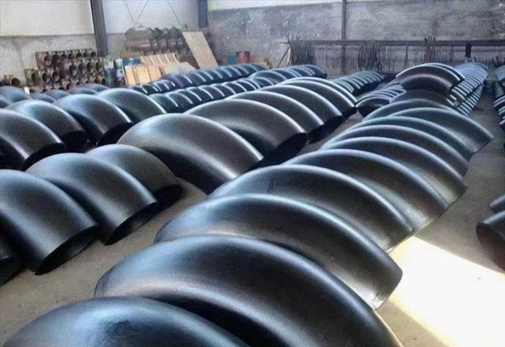 24 &quot;Cs Elbow Butt ไม่มีรอยต่อ R1.5 R1 45d 90d 180d Astm A234 Wpb Ansi B16.5